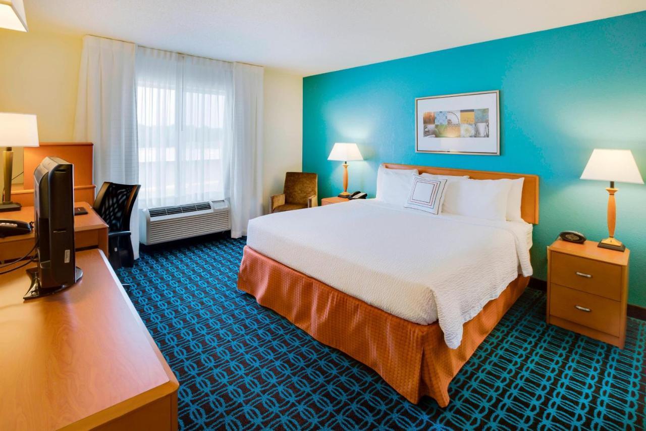 Fairfield Inn And Suites South Hill I-85 מראה חיצוני תמונה